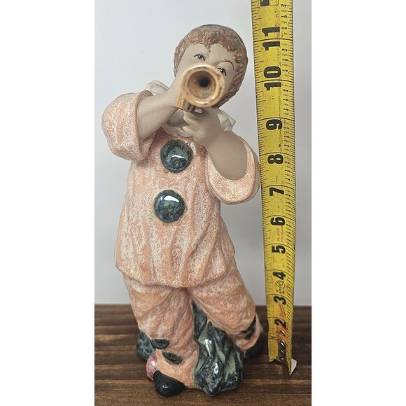 Vtg Nadal Handcrafted Spanish Porcelain Harlequin Figurine Playing Trumpet 11.5" - Picture 10 of 16